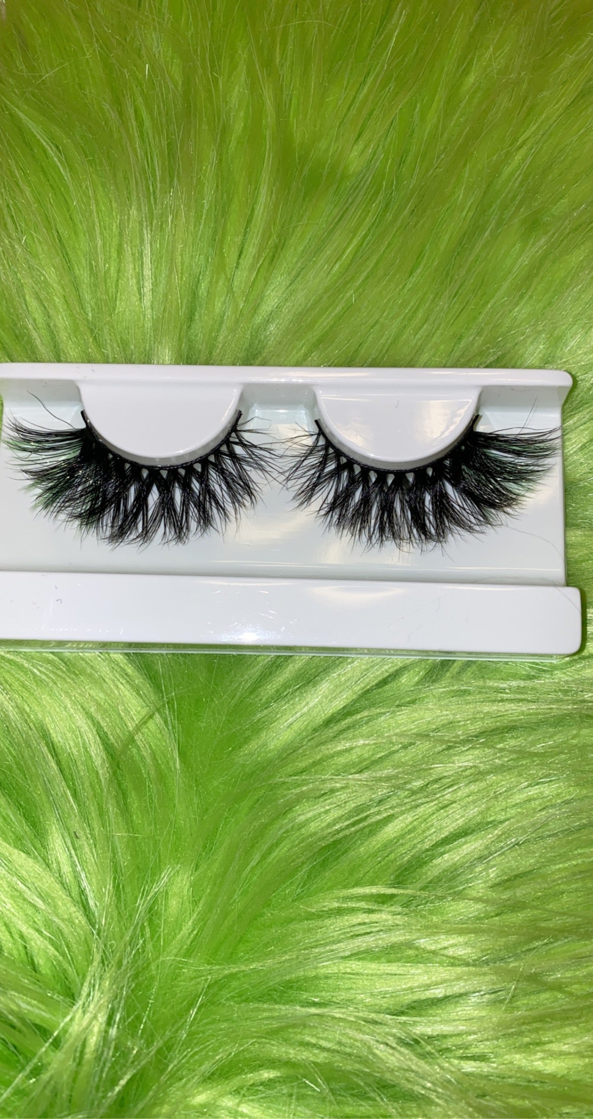 Green eyelashes